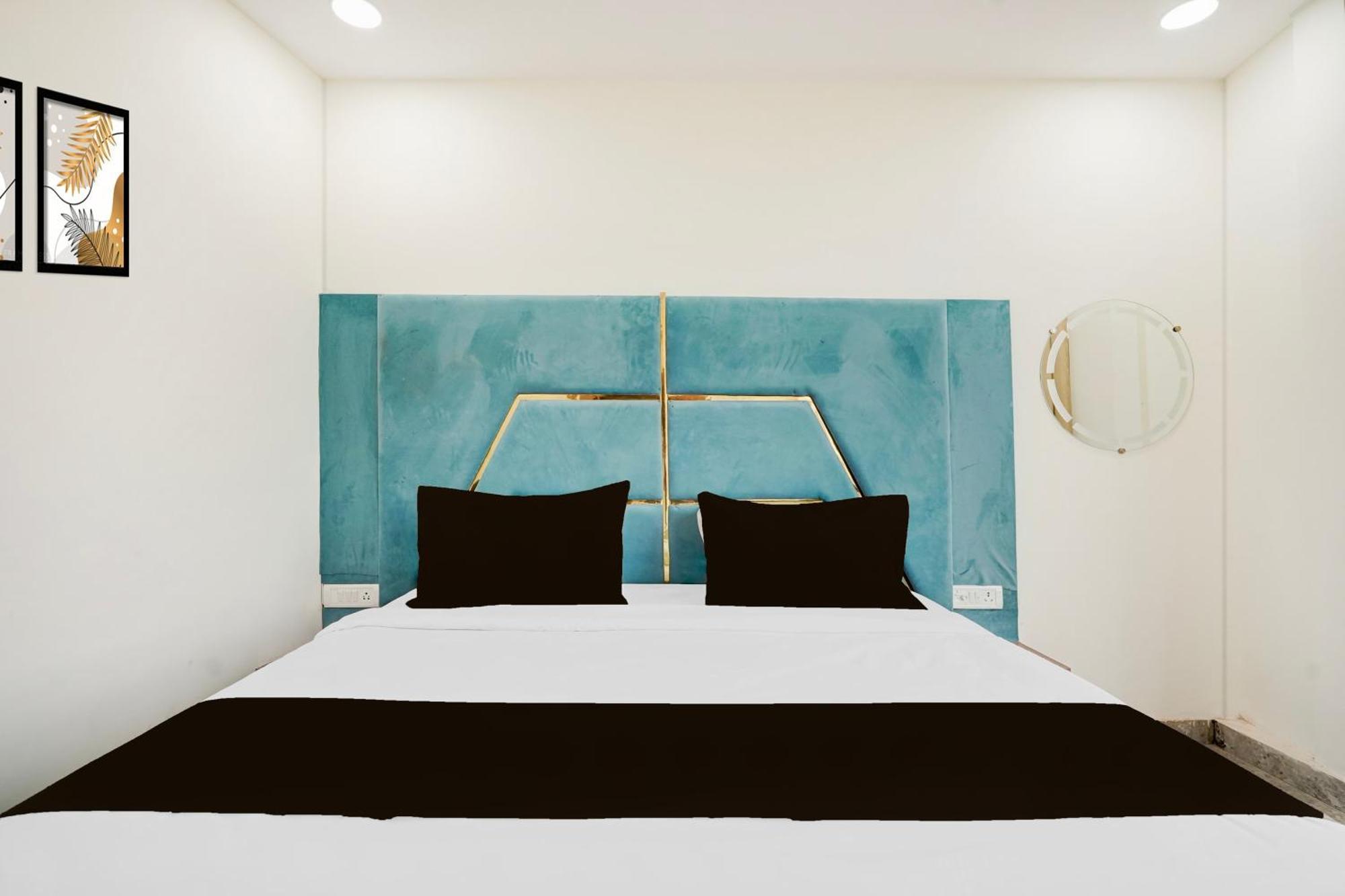 Hotel O Indirapuram Grand Ghaziabad Eksteriør bilde