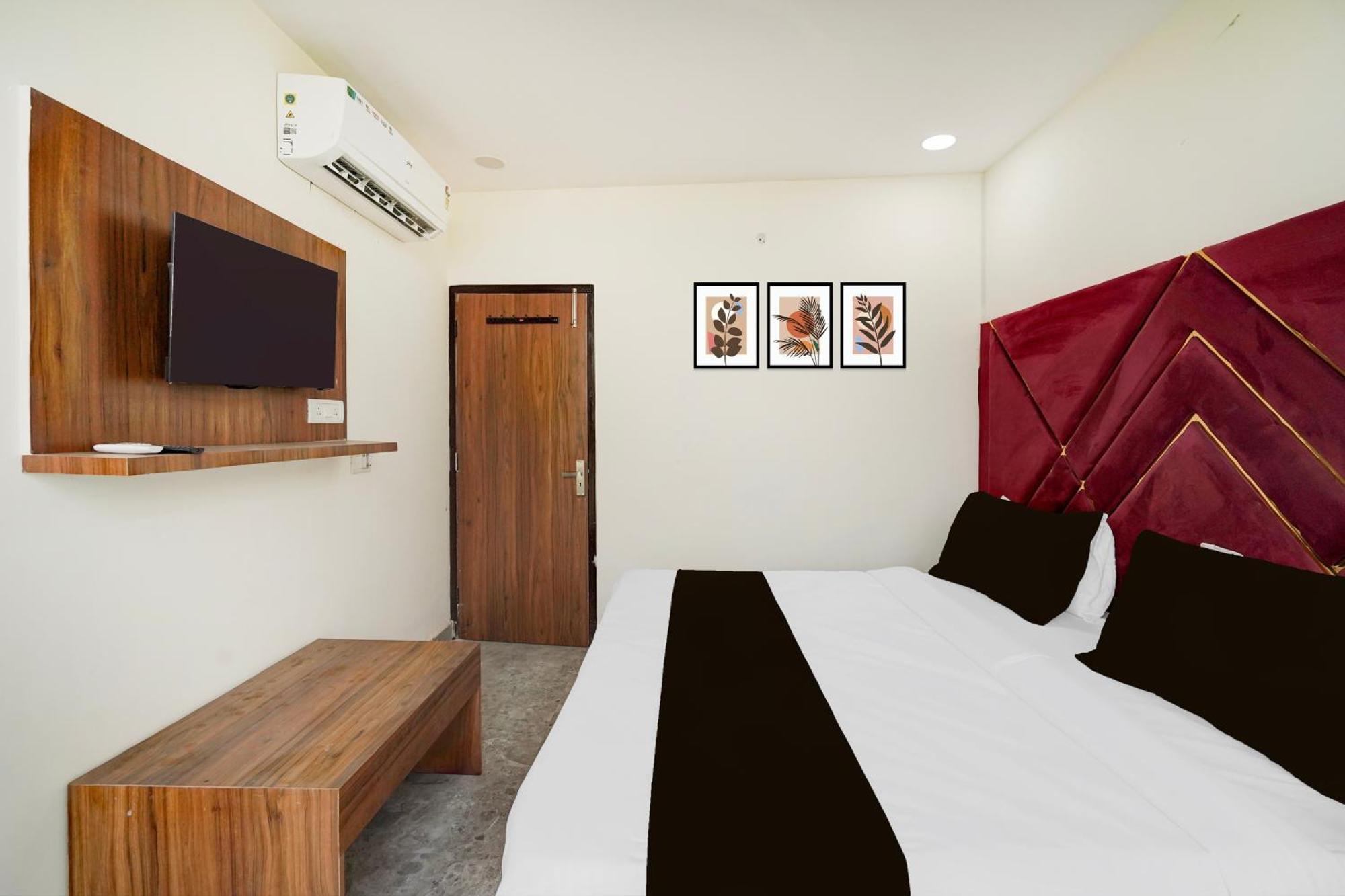 Hotel O Indirapuram Grand Ghaziabad Eksteriør bilde